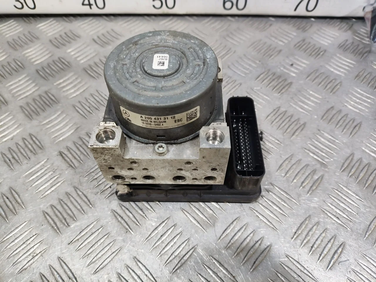 [Б/У] Блок ABS (насос) Mercedes W205 [Код: 00538775 ]