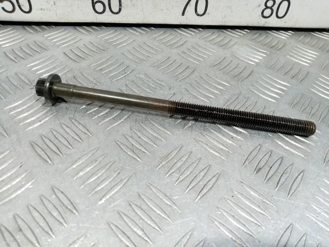 [Б/У] Болт головки блока цилиндров M12X205мм [Код: 00600112 ]