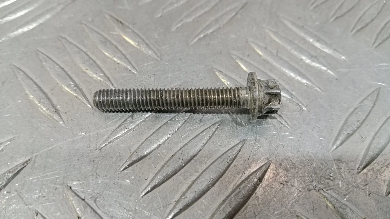 [Б/У] Болт М6*40 мм крепления масляного поддона АКПП к корпусу АКПП [Код: 00383505 ]