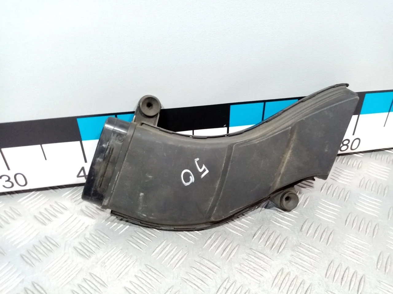 [Б/У] Воздуховод левый [Код: 00613603 ]