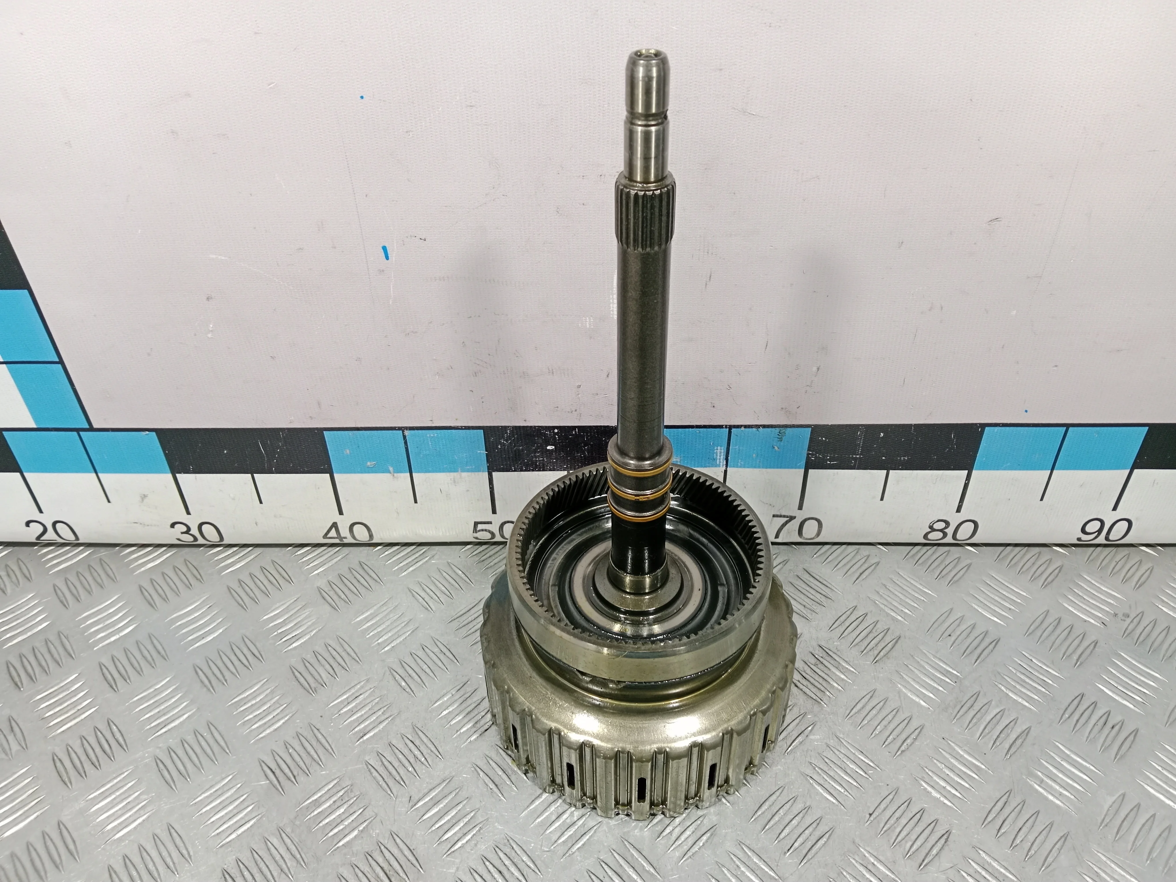 [Б/У] Входной вал с шестерней планетарной передачи [Код: 00400124 ]