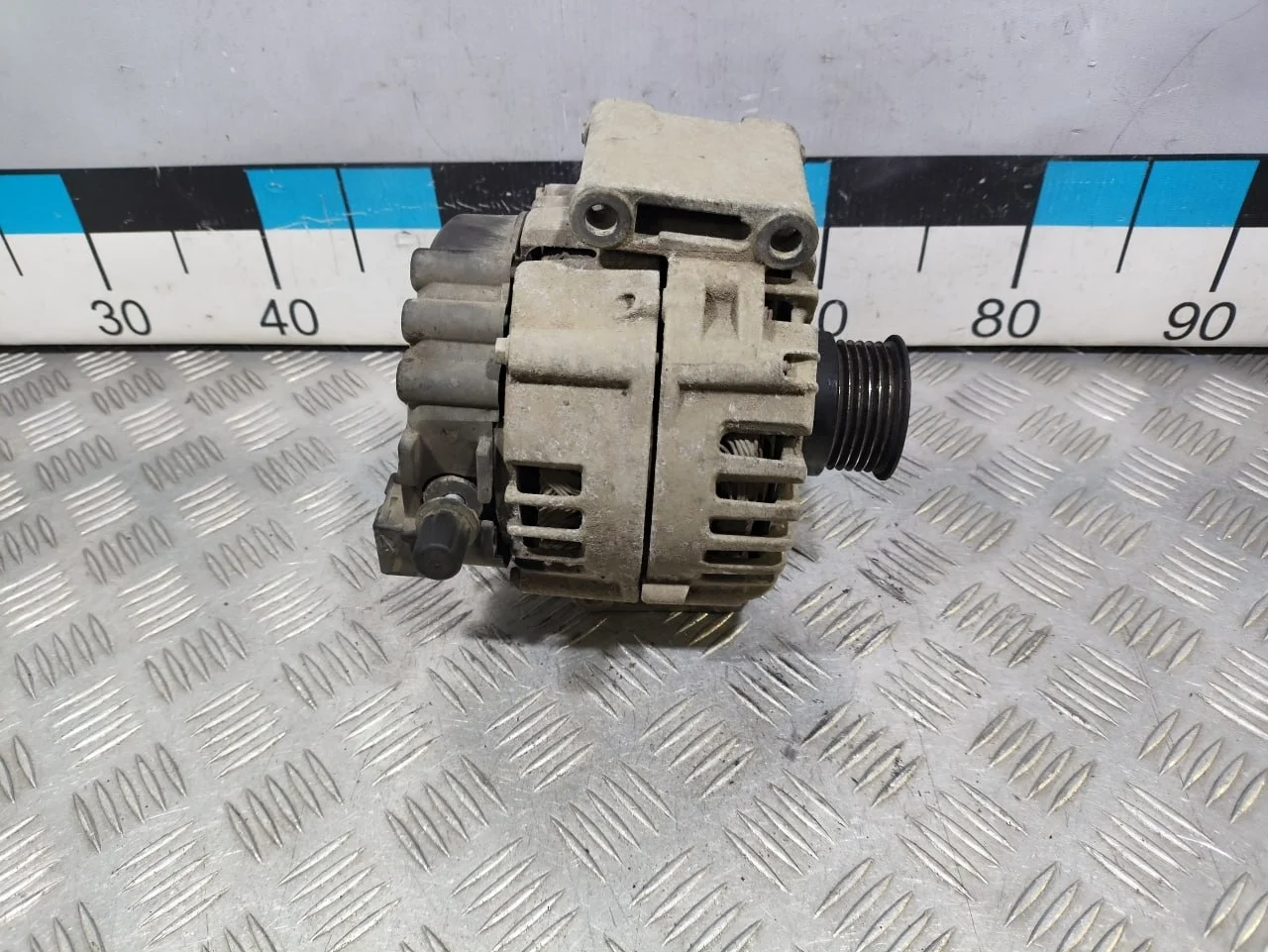 [Б/У] Генератор 14V 200A Mercedes [Код: 00574669 ]