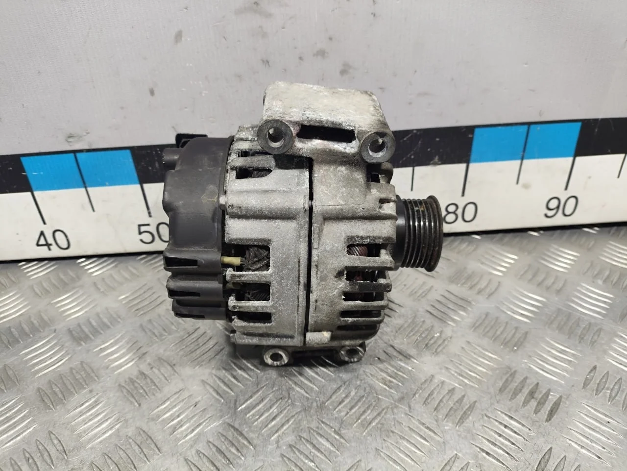 [Б/У] Генератор 14V 200A Mercedes [Код: 00593002 ]