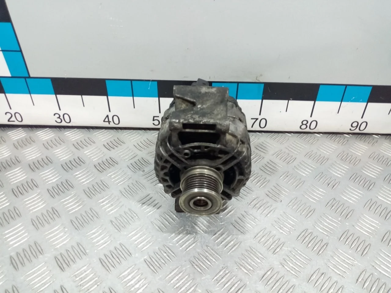 [Б/У] Генератор 90W Mercedes Sprinter W906 [Код: 00637023 ]