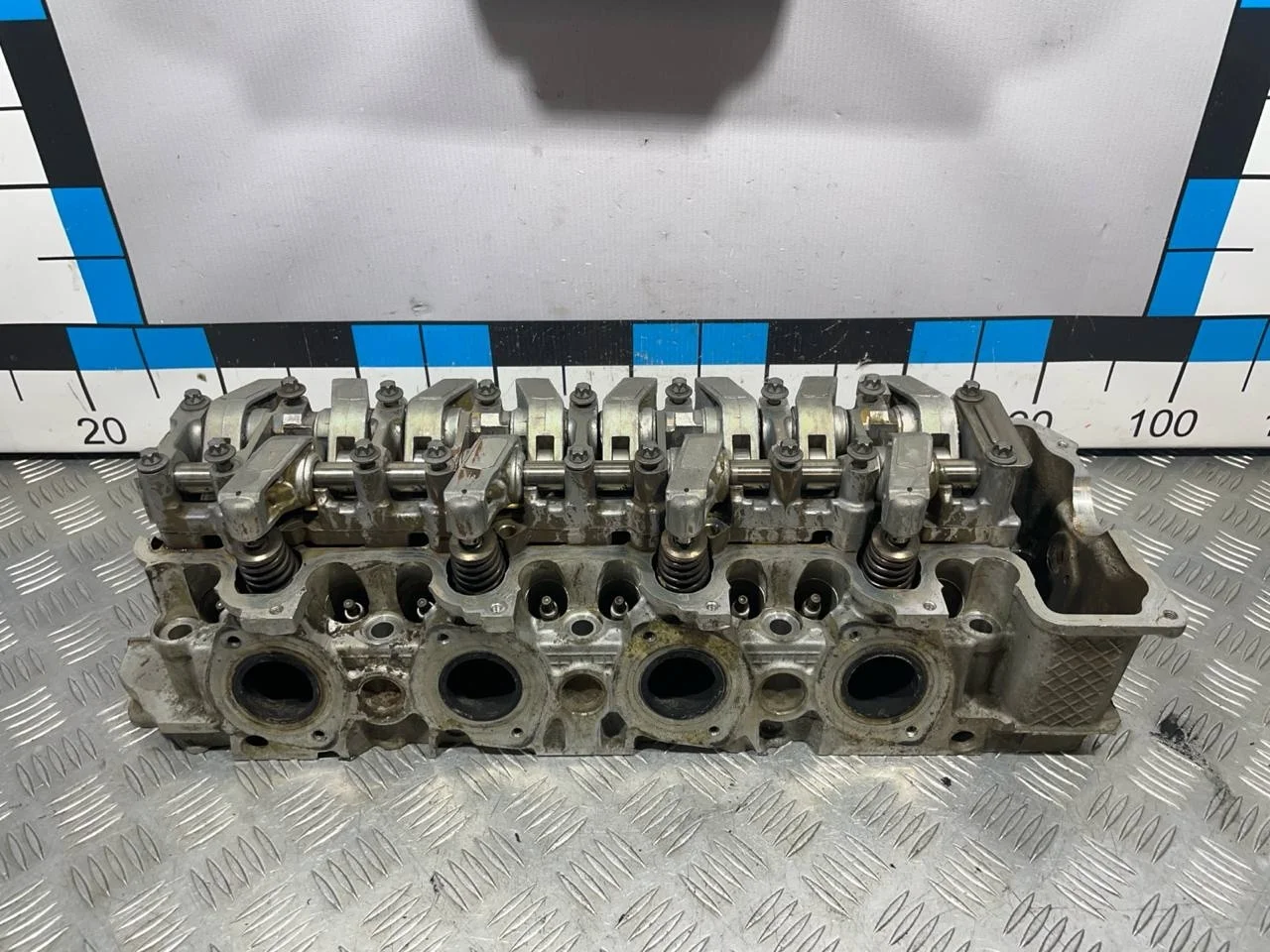 [Б/У] Головка блока правая Mercedes om.113 [Код: 00529449 ]