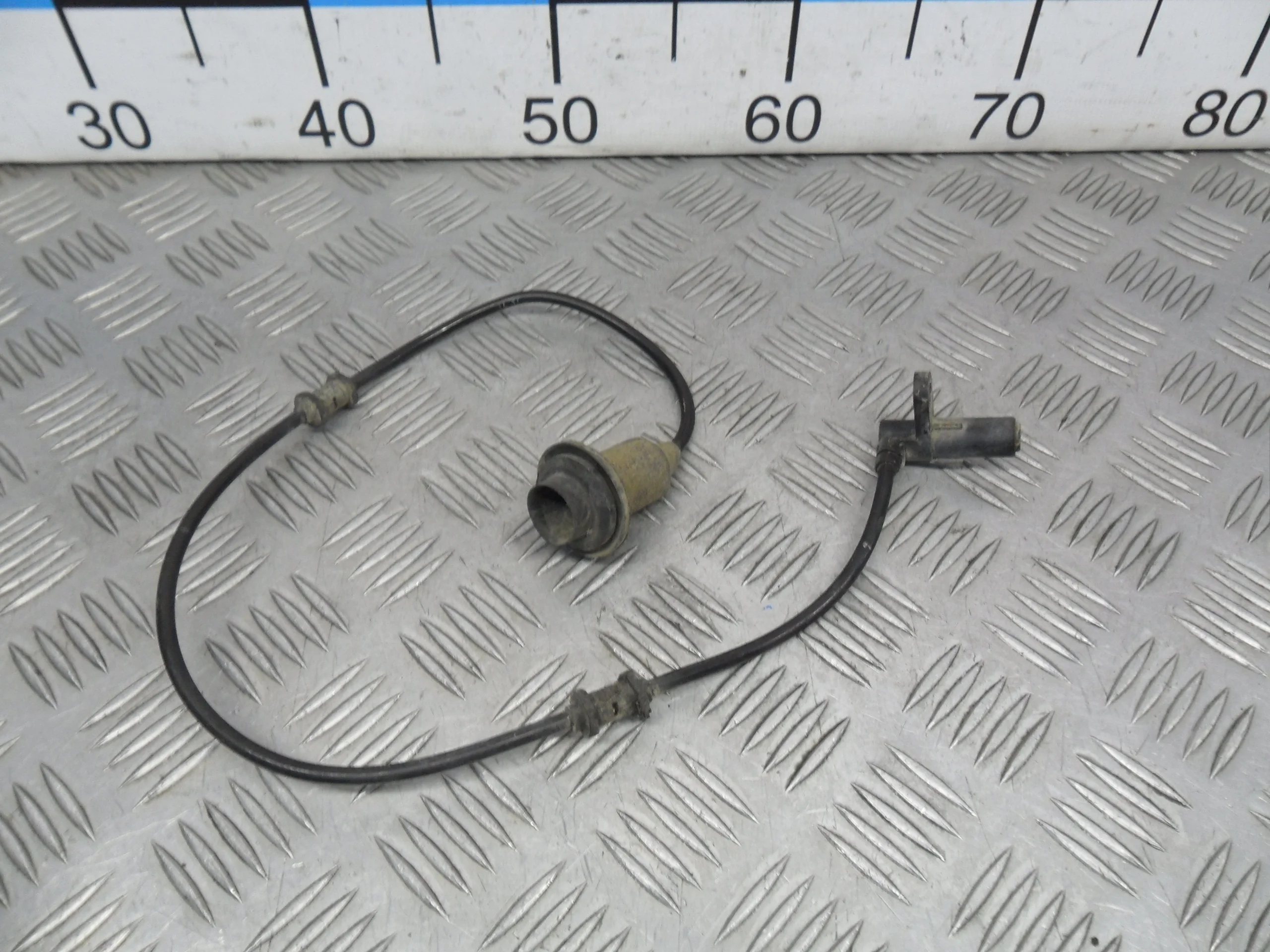 [Б/У] Датчик ABS задний правый [Код: 00361236 ]