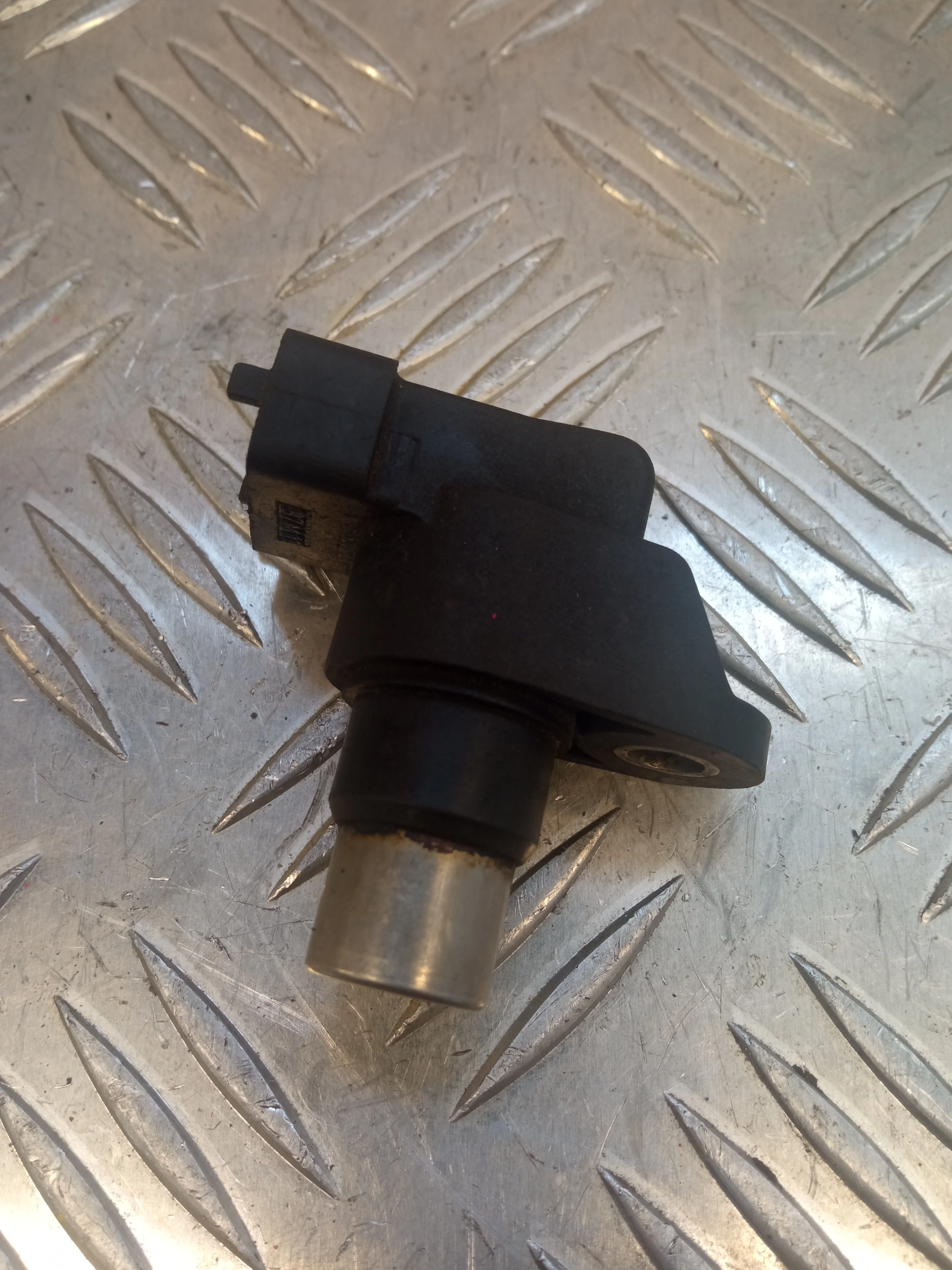 [Б/У] Датчик положения распредвала MB - Отличное состояние. [Код: 00352705 ]