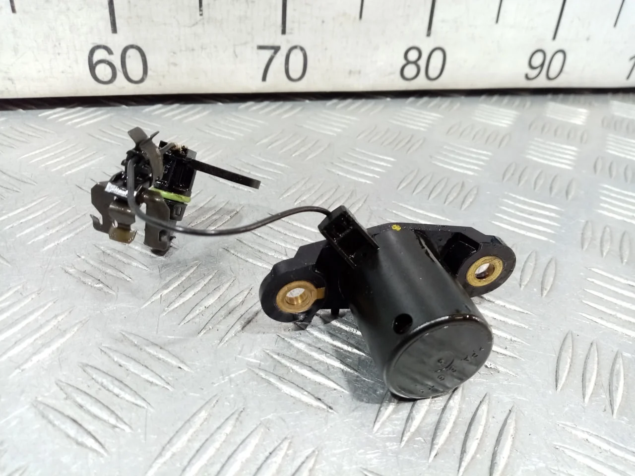 [Б/У] Датчик уровня масла [Код: 00599203 ]