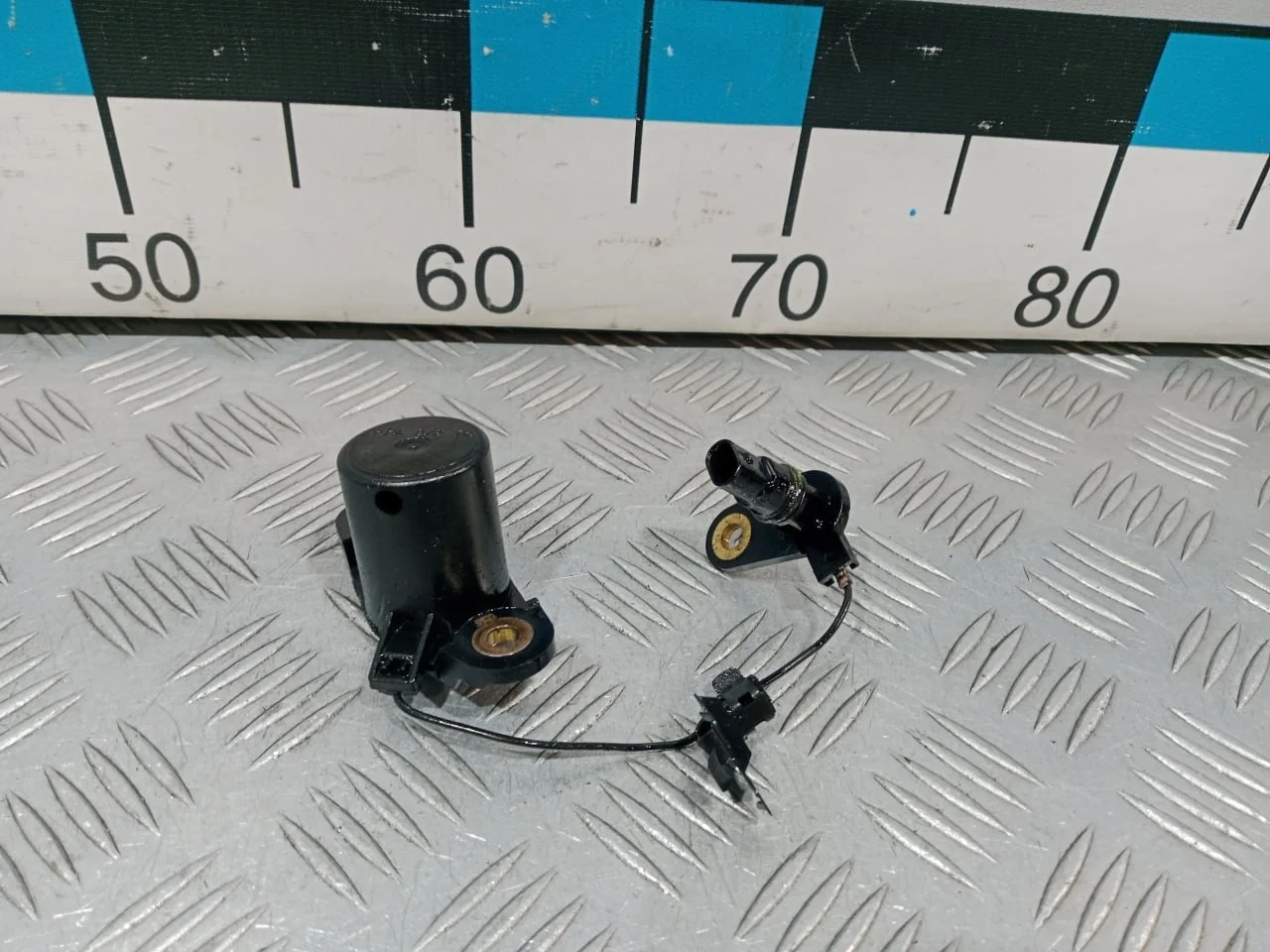 [Б/У] Датчик уровня масла [Код: 00646000 ]
