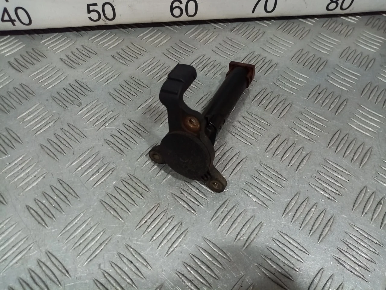 [Б/У] Датчик уровня масла [Код: 00635805 ]