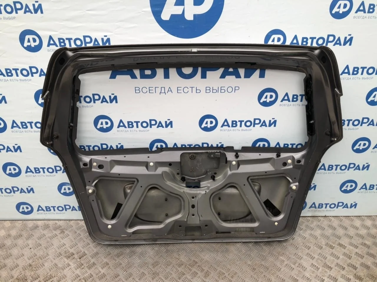 [Б/У] Дверь багажника Mercedes W169 - вмятинка по низу [Незначительные дефекты] [Код: 00317301 ]