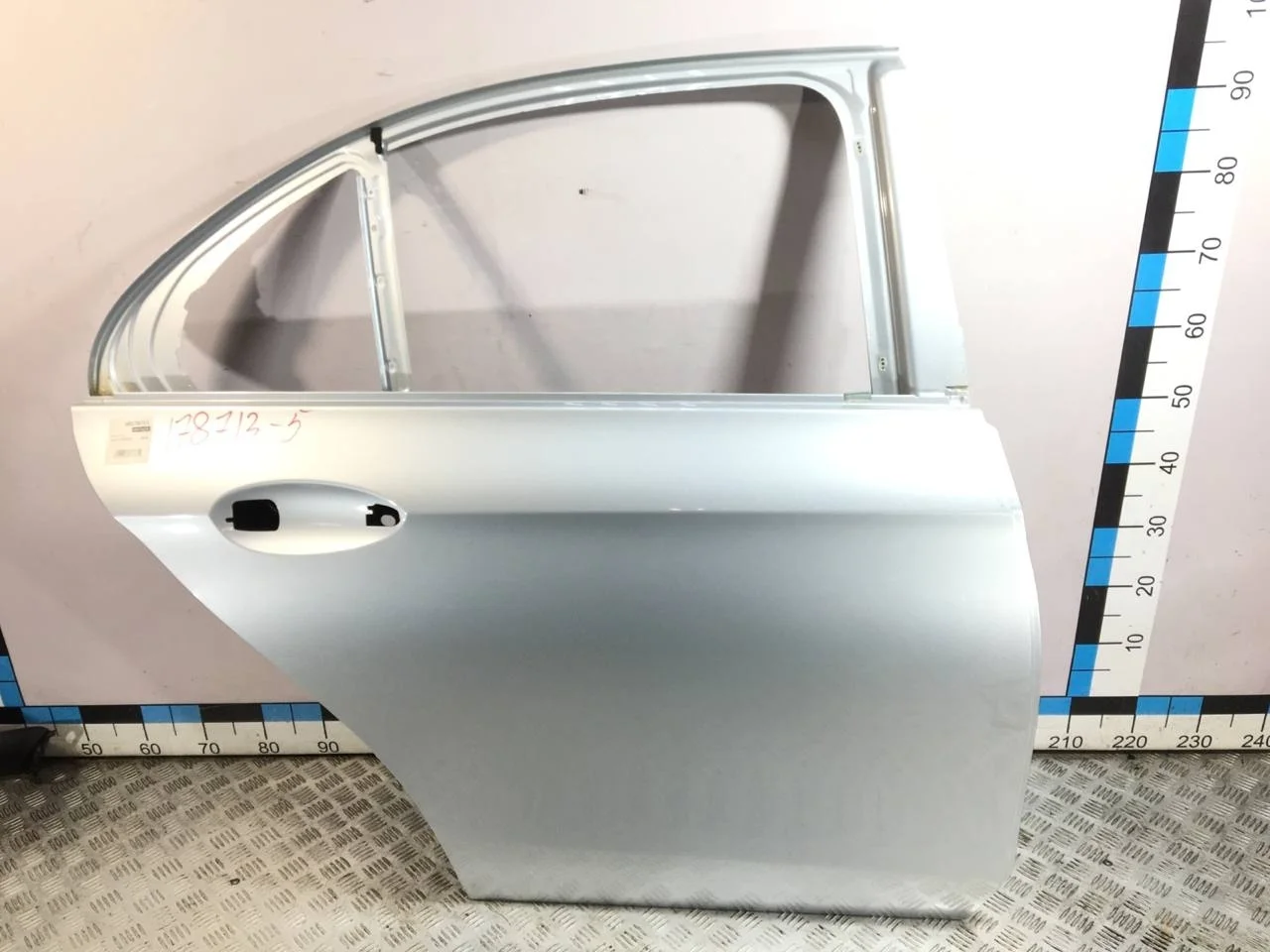 [Б/У] Дверь задняя правая MB W213 [Код: 00573829 ]