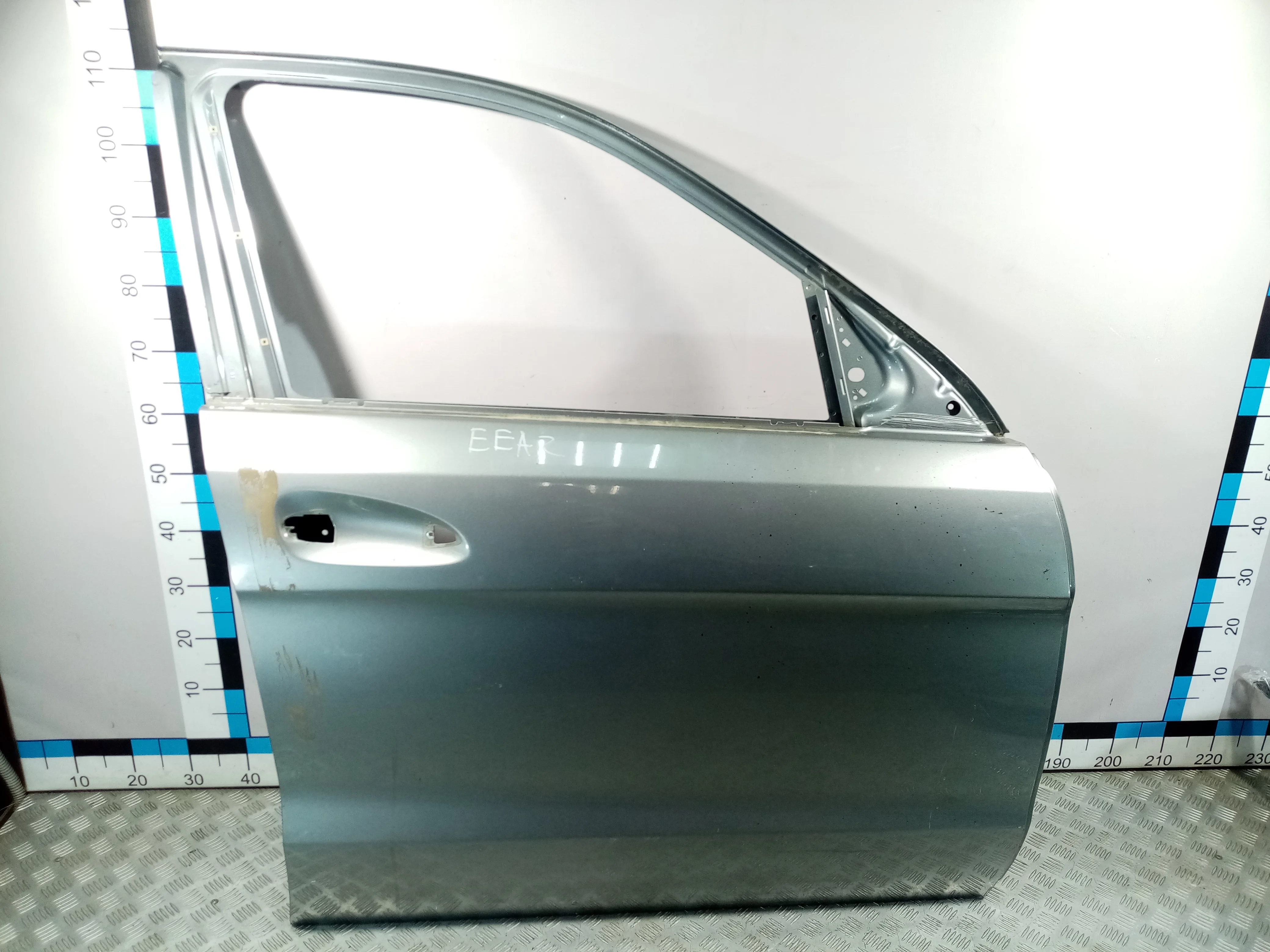 [Б/У] Дверь передняя правая ML/GL/GLS/GLE 166 [Код: 00388378 ]