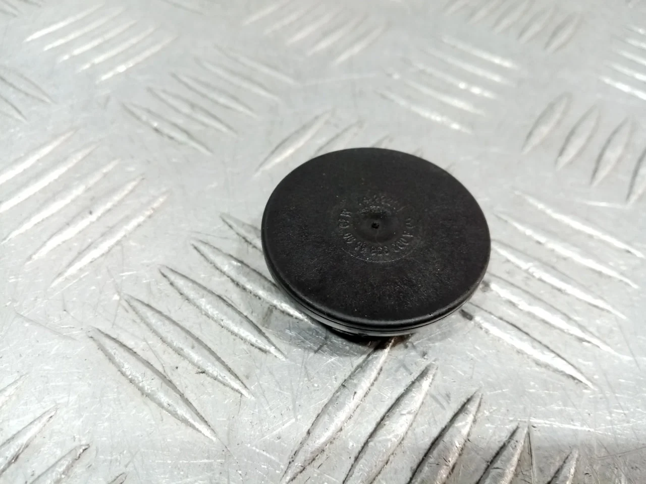 [Б/У] Заглушка рапредвала [Код: 00599119 ]