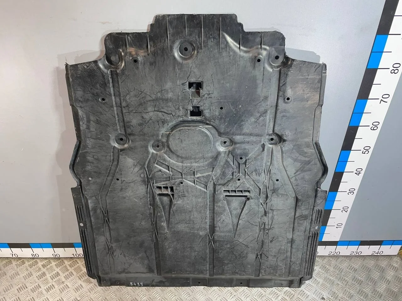 [Б/У] Защита антигравийная [Код: 00649450 ]