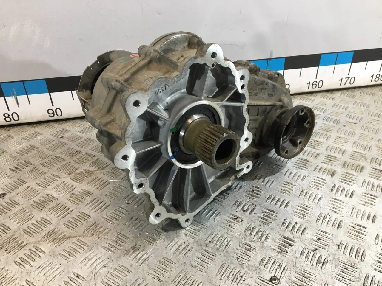 [Б/У] Коробка раздаточная [Код: 00684667 ]