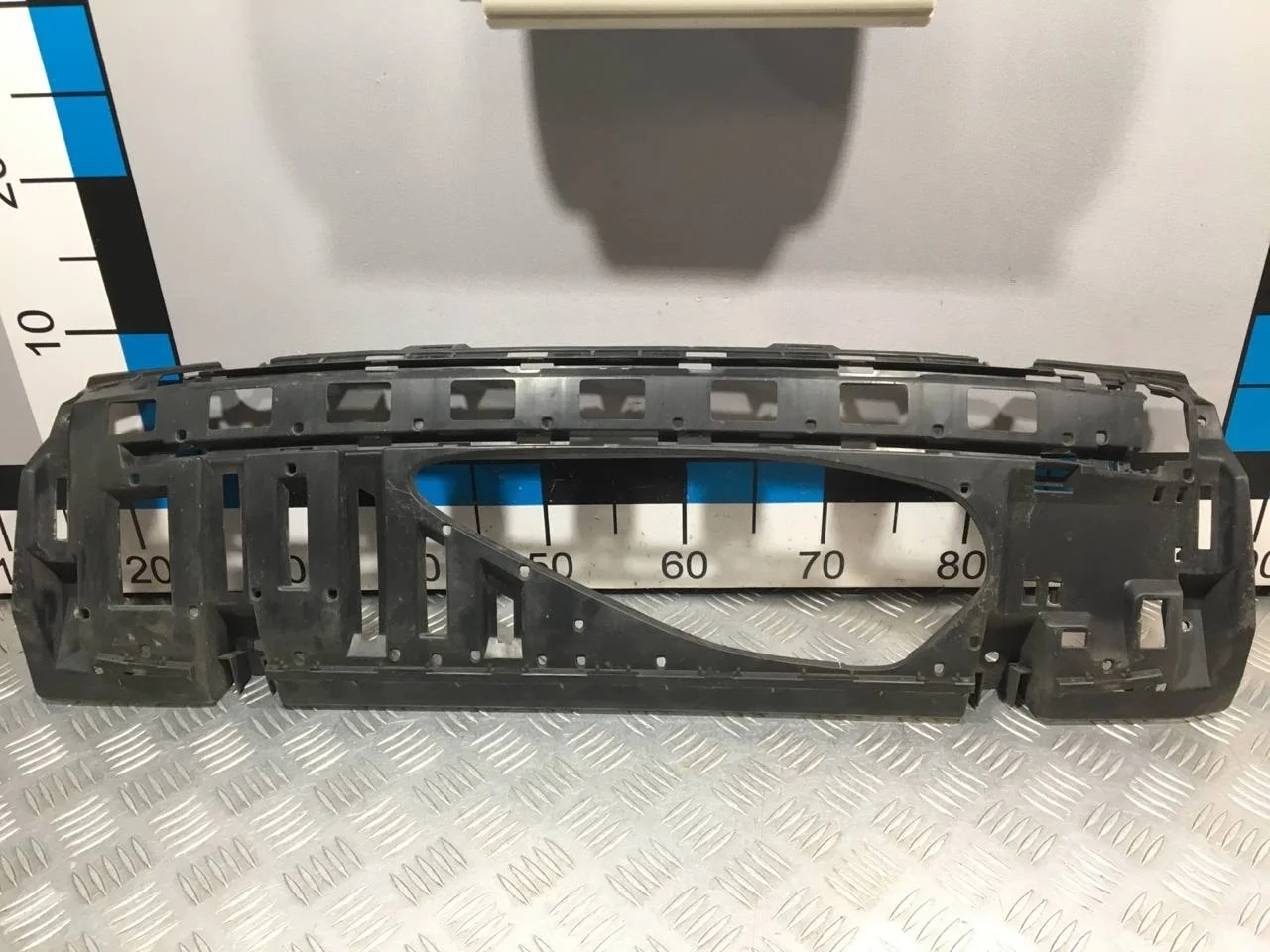 [Б/У] Кронштейн заднего бампера W213 AMG [Код: 00658288 ]