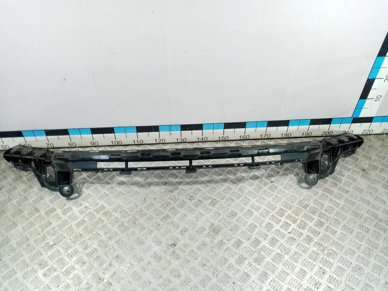 [Б/У] Кронштейн переднего бампера [Код: 00532887 ]