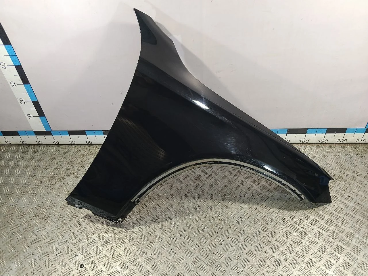 [Б/У] Крыло переднее правое Mercedes X253 C253 [Код: 00528980 ]