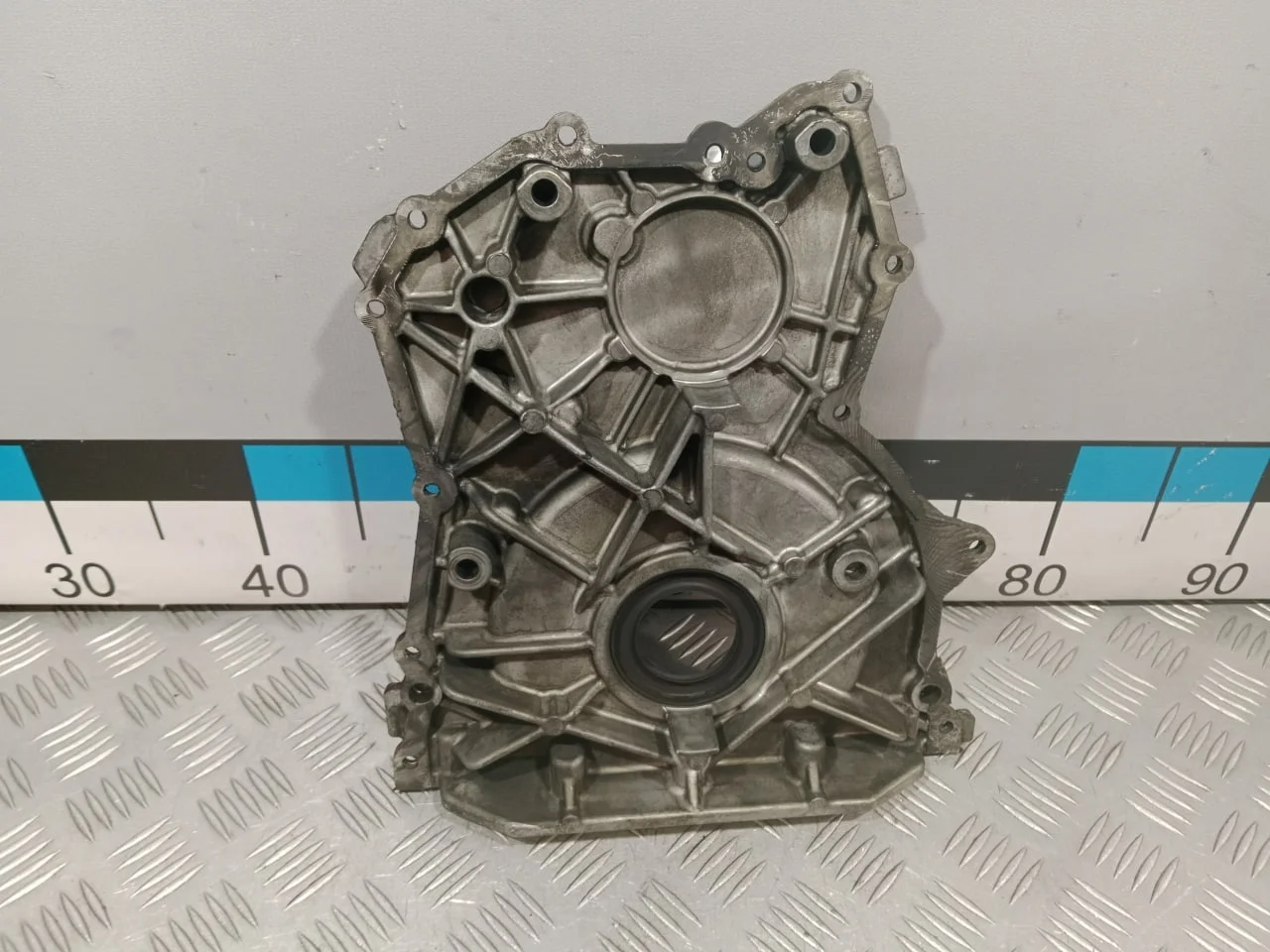 [Б/У] Крышка двигателя передняя [Код: 00648455 ]