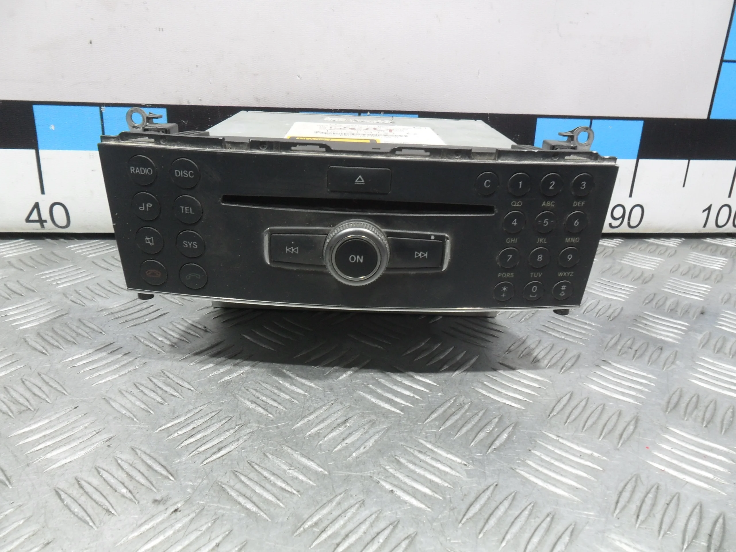 [Б/У] Магнитола Mercedes W204 X204 [Код: 00381708 ]