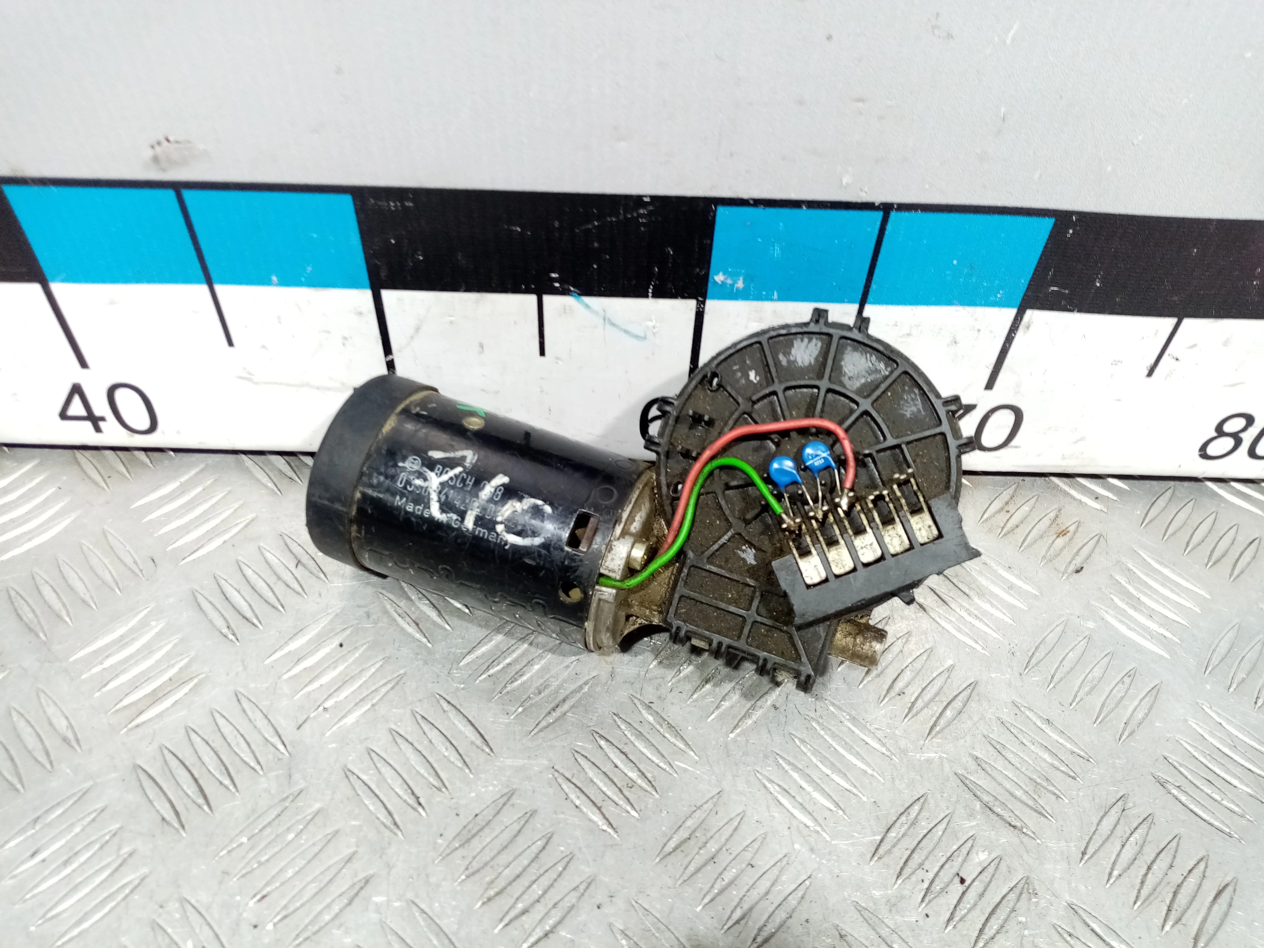 [Б/У] Моторчик стеклоочистителя передний MB W210 [Код: 00431945 ]