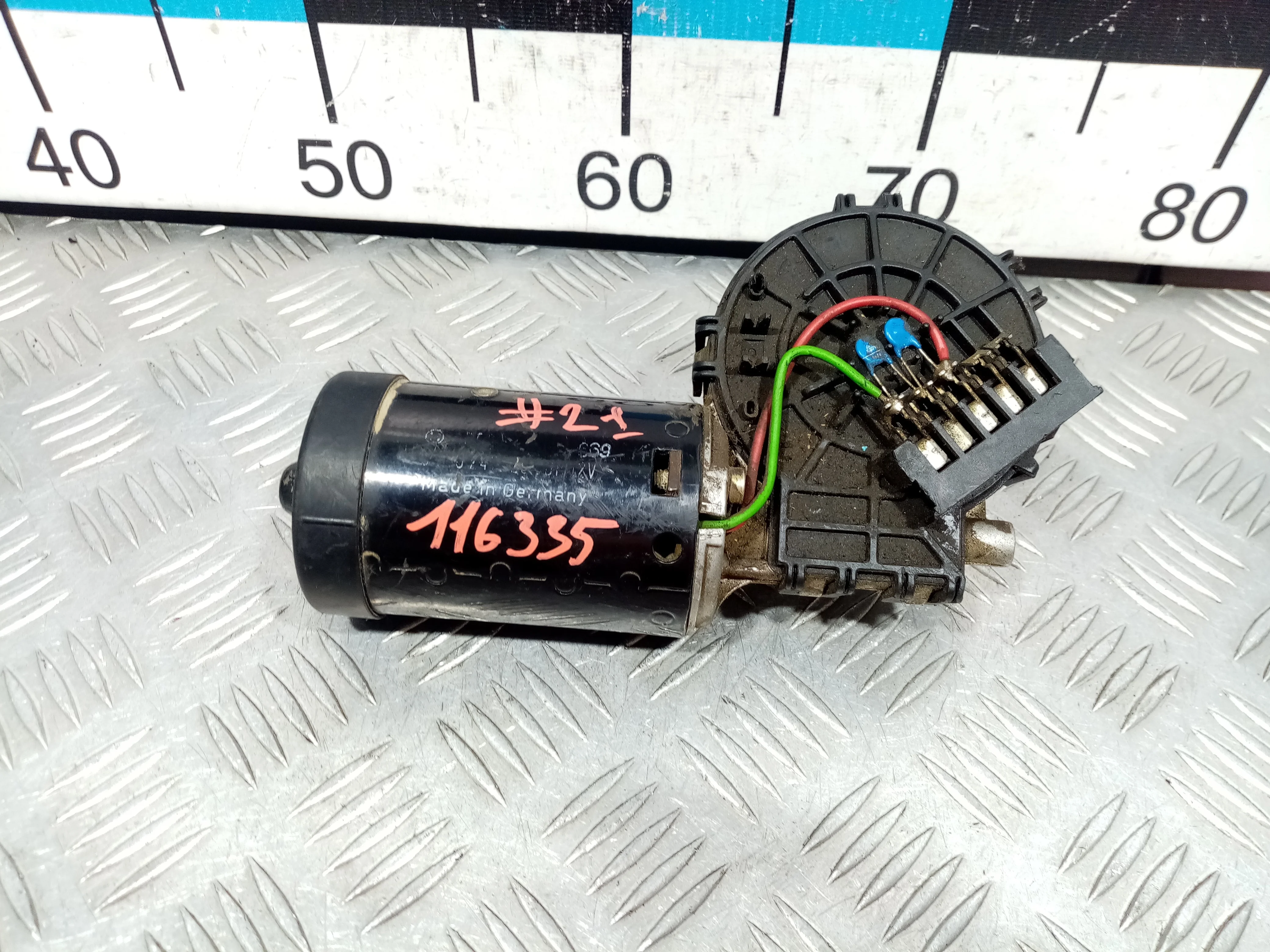 [Б/У] Моторчик стеклоочистителя передний MB W210 [Код: 00494961 ]