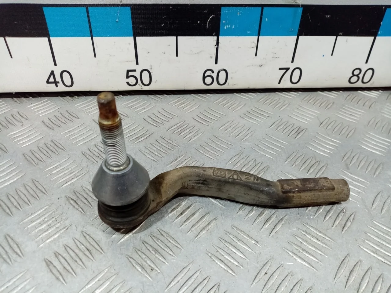 [Б/У] Наконечник рулевой правый 4-MATIC - (Состояние: Отличное пробег 41000) [Код: 00676704 ]