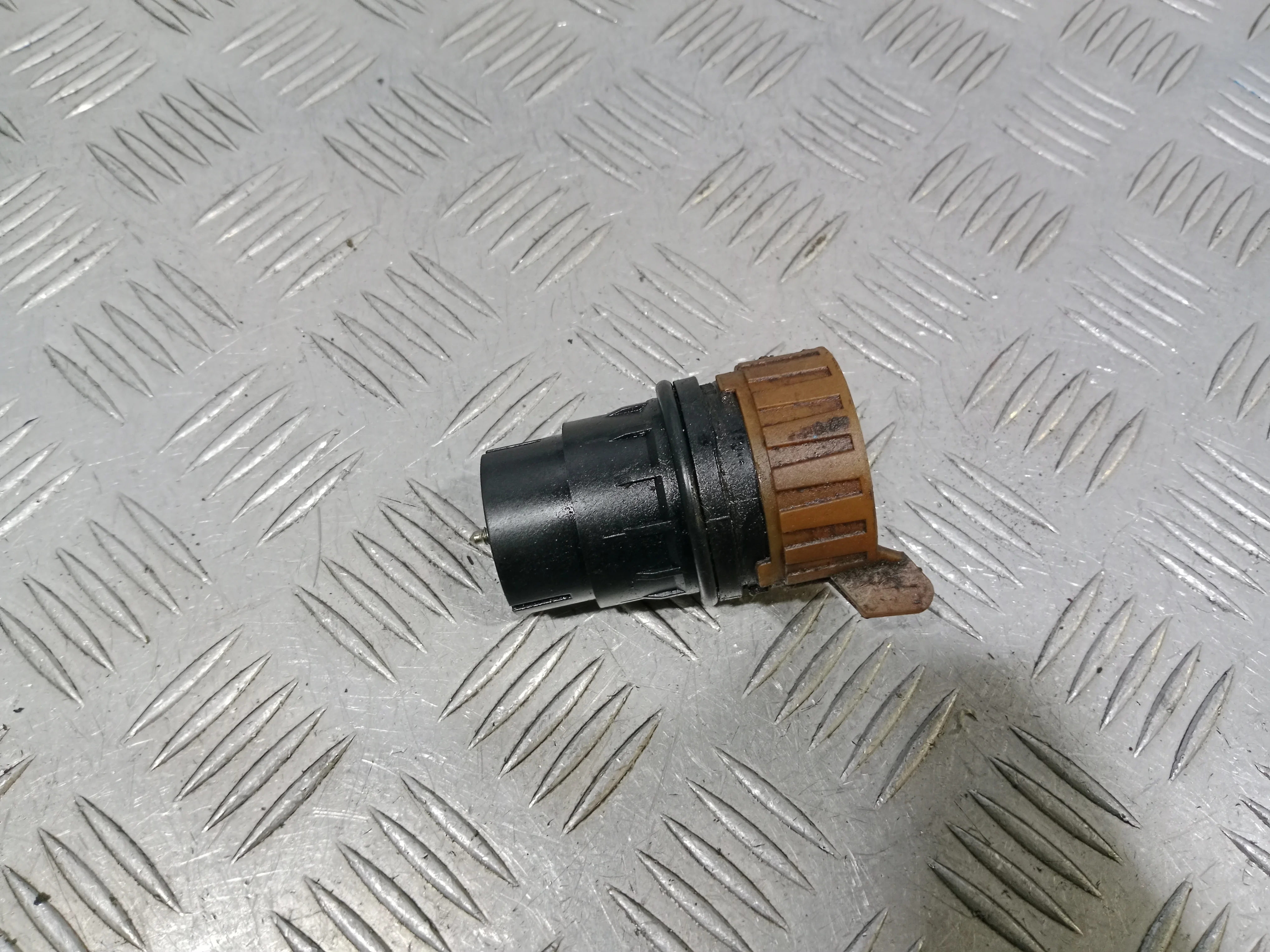 [Б/У] Напровляющая втулка разъема АКПП [Код: 00469093 ]