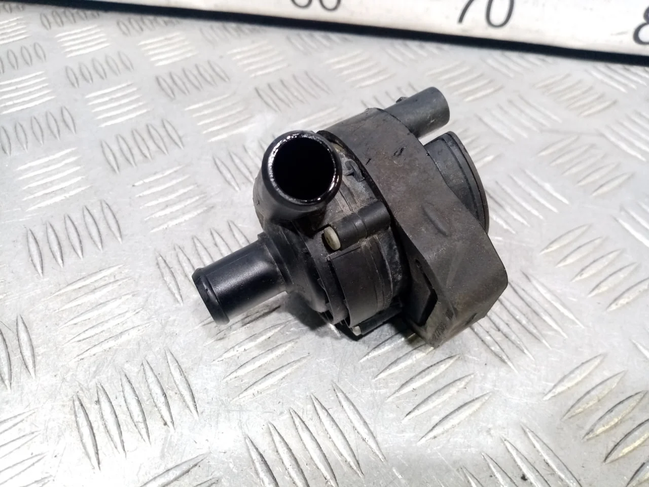 [Б/У] Насос (помпа) электрический [Код: 00565588 ]