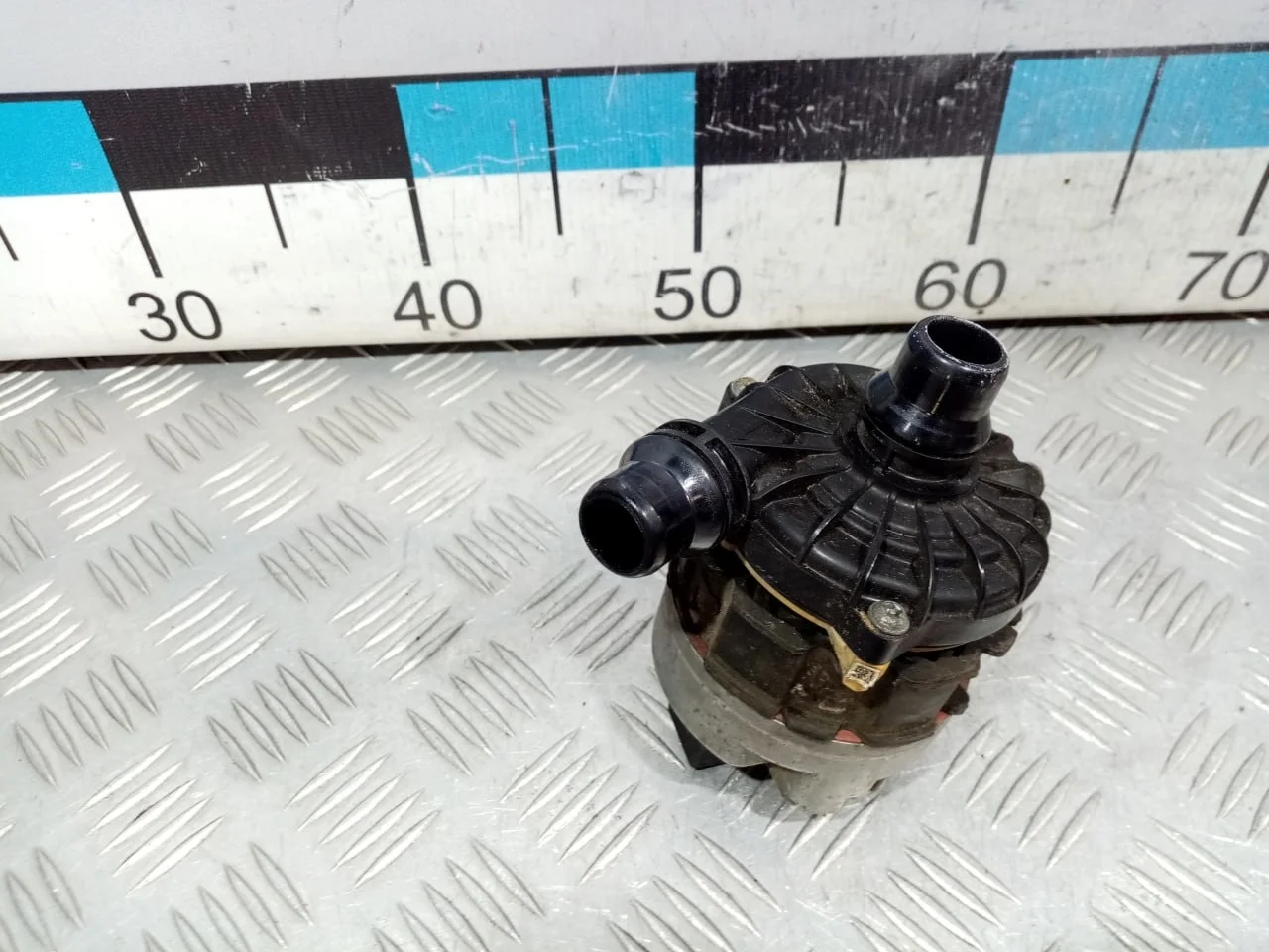 [Б/У] Насос (помпа) электрический AMG [Код: 00611557 ]