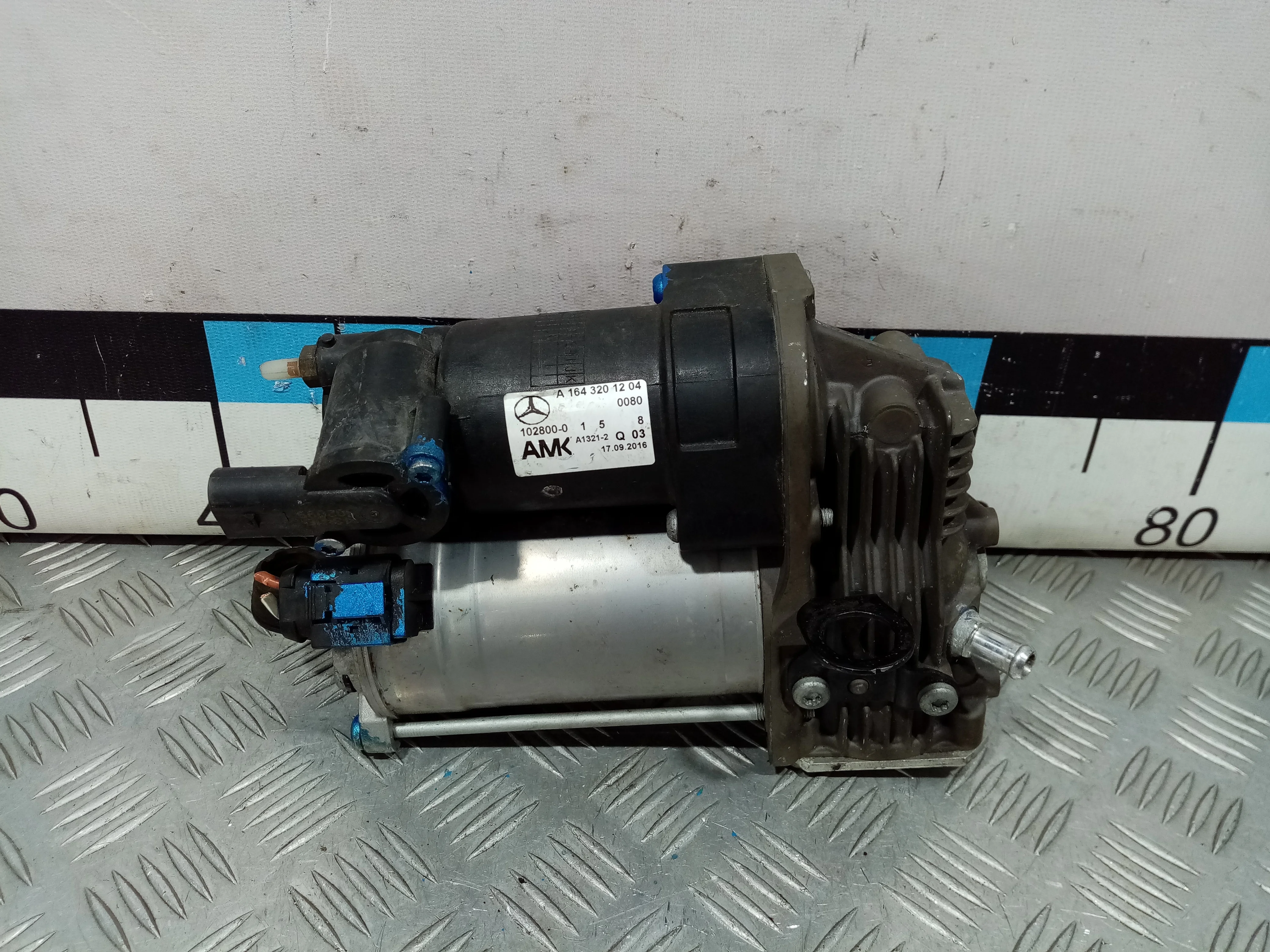 [Б/У] Насос регулировки подвески MB GL X164 W164 [Код: 00394624 ]