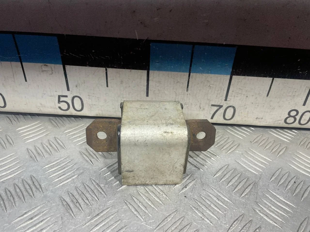 [Б/У] Опора КПП задняя [Код: 00589255 ]