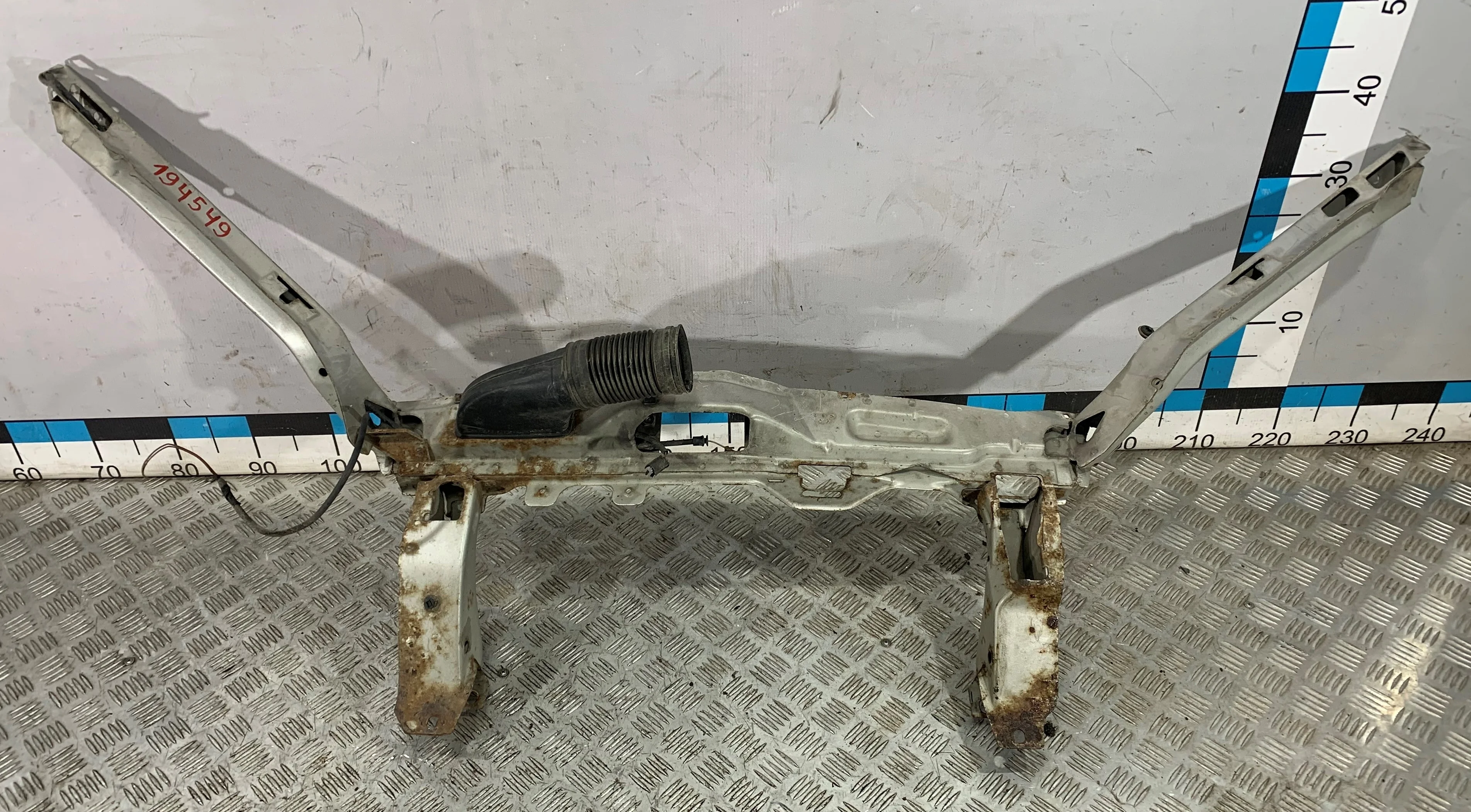 [Б/У] Панель передняя Mercedes Benz Vaneo 2002 - верхняя часть [Код: 00349704 ]