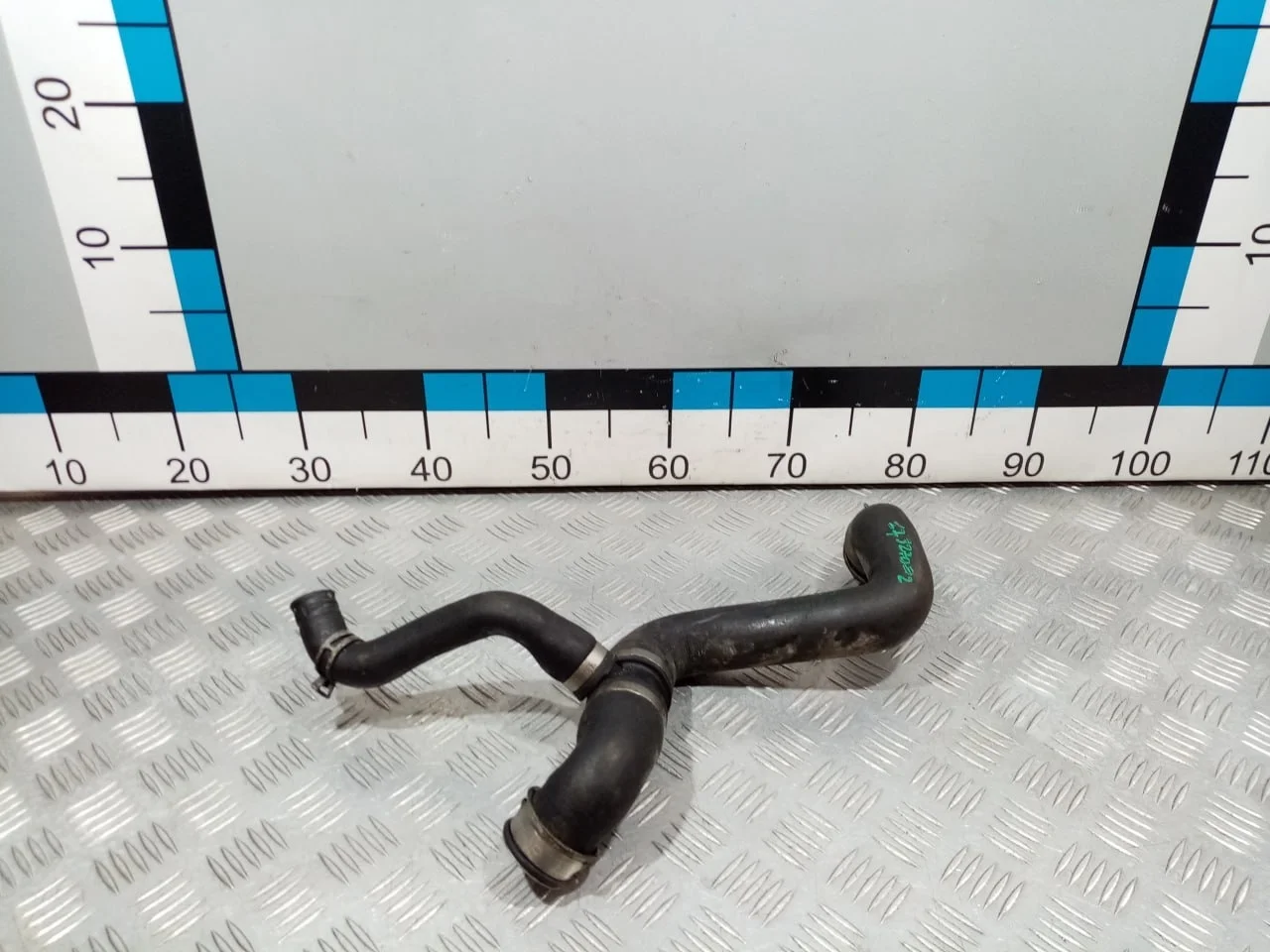 [Б/У] Патрубок радиатора нижний Mercedes Benz [Код: 00653873 ]