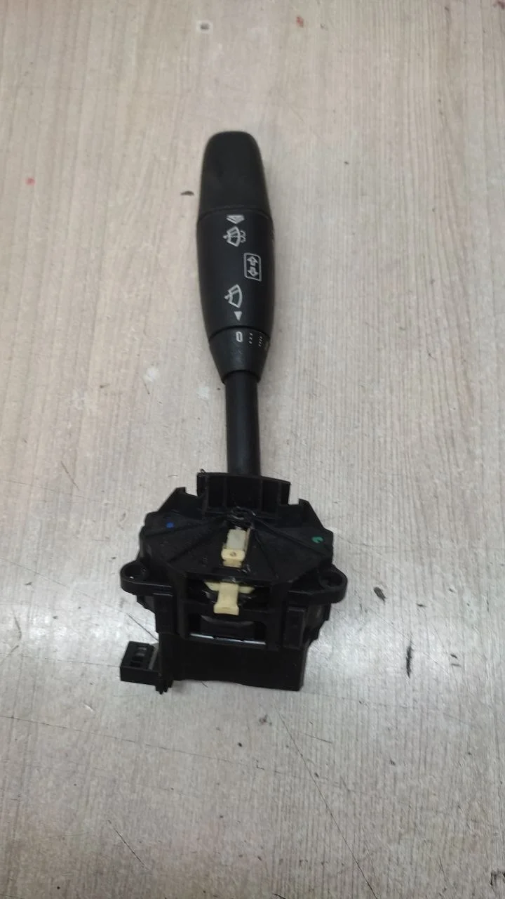 [Б/У] Переключатель подрулевой Mercedes Benz [Код: 00615277 ]