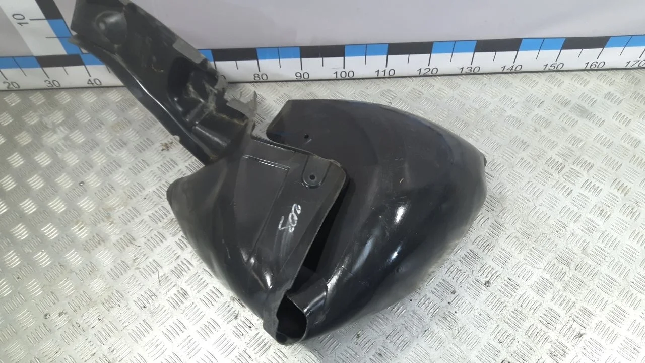 [Б/У] Подкрылок задний правый седан MB W203 2000-2006 [Код: 00373296 ]