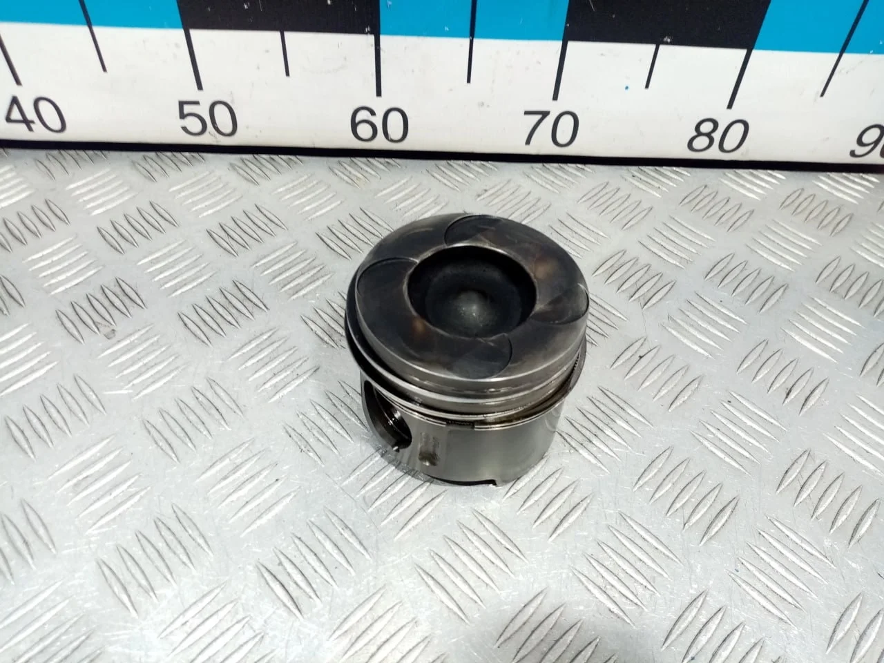 [Б/У] Поршень [Код: 00637134 ]