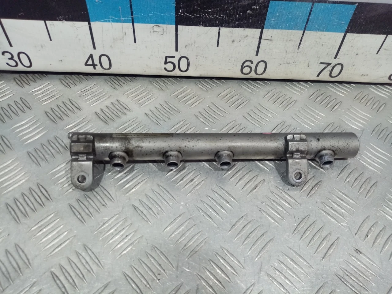 [Б/У] Рейка топливная левая [Код: 00583764 ]