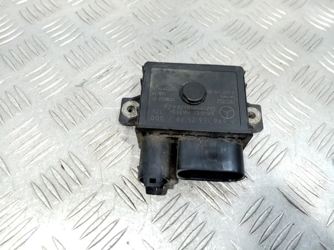 [Б/У] Реле свечей накаливания [Код: 00635477 ]