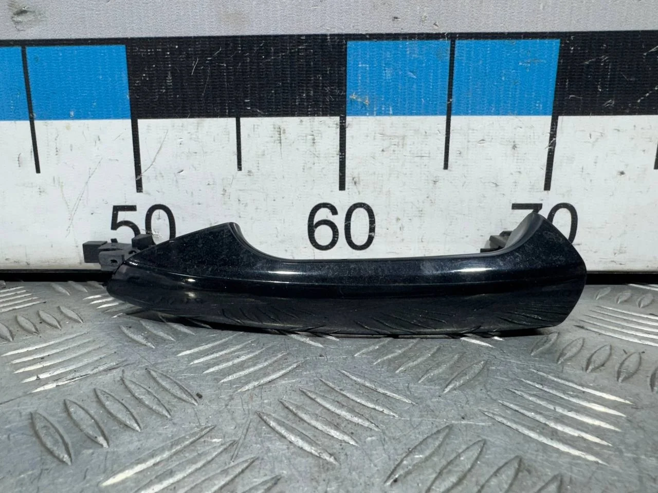 [Б/У] Ручка двери наружная левая (KEYLESS-GO) [Код: 00530188 ]