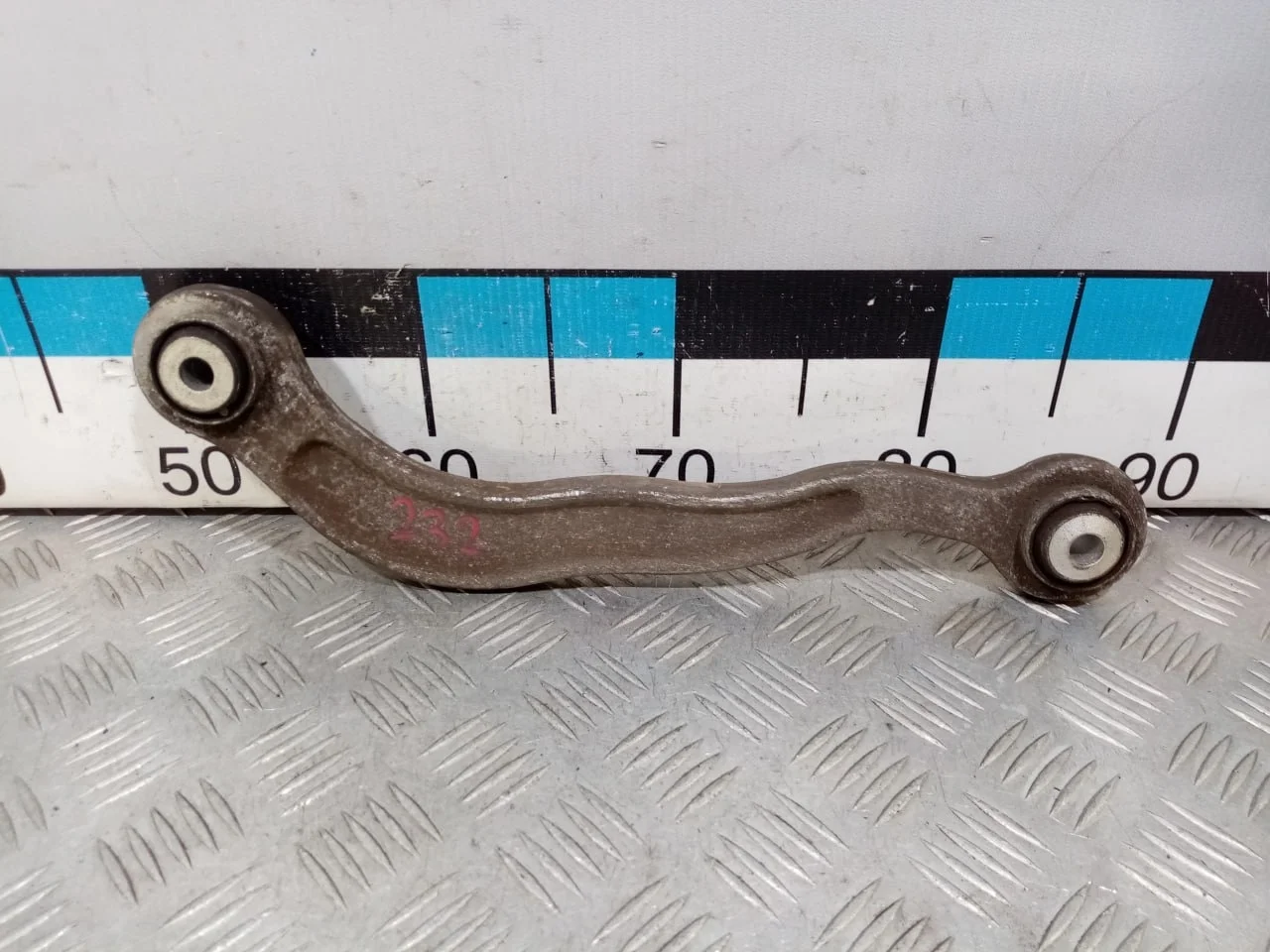 [Б/У] Рычаг задний верхний правый W222 [Код: 00521100 ]