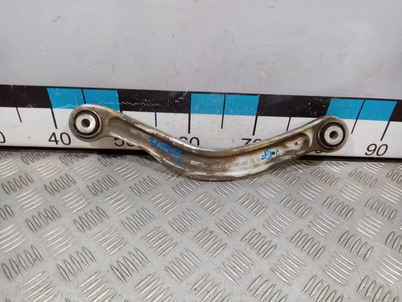 [Б/У] Рычаг задний верхний правый задний [Код: 00541667 ]