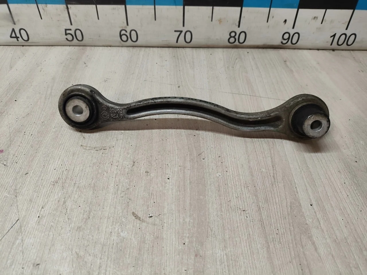 [Б/У] Рычаг задний нижний правый передний [Код: 00612361 ]