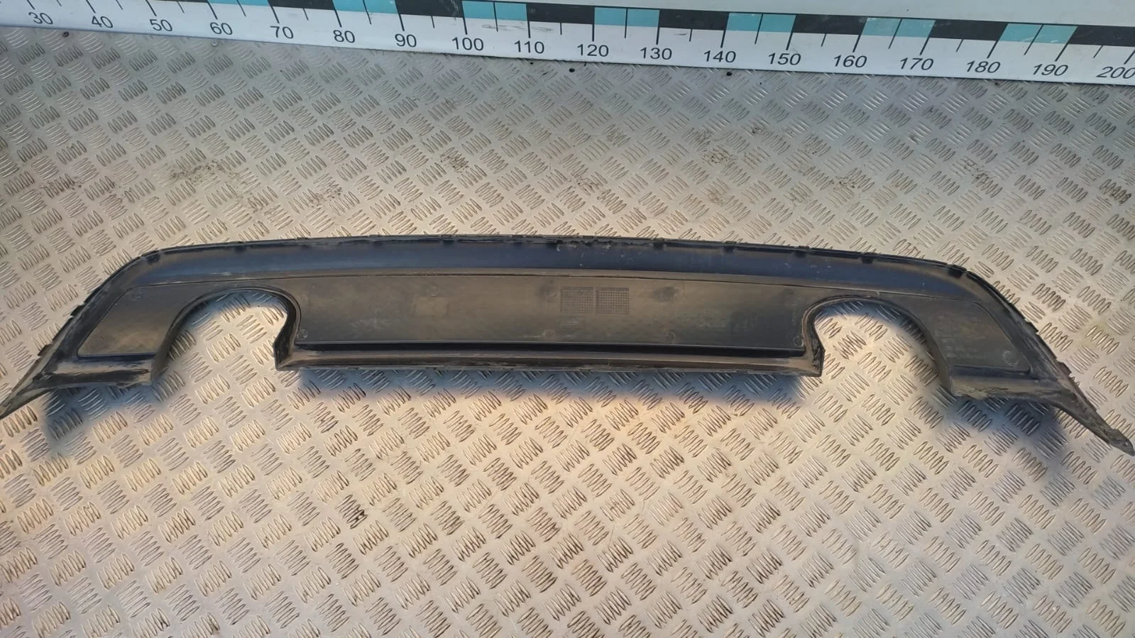 [Б/У] СПОЙЛЕР ЗАДНЕГО БАМПЕРА MERCEDES [Код: 00355862 ]