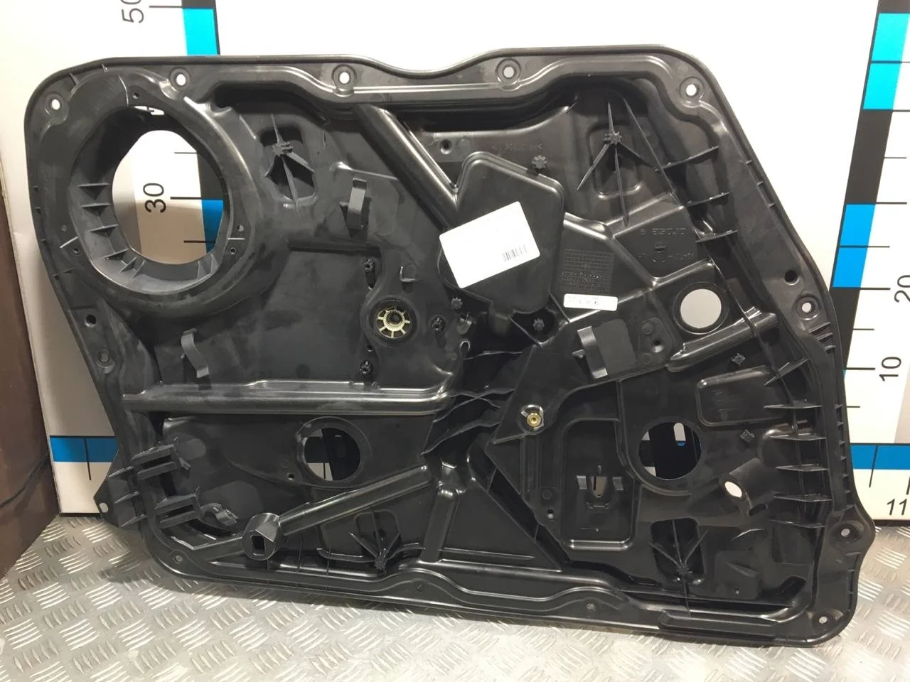 [Б/У] Стеклоподъемник электрический передний левый [Код: 00657841 ]