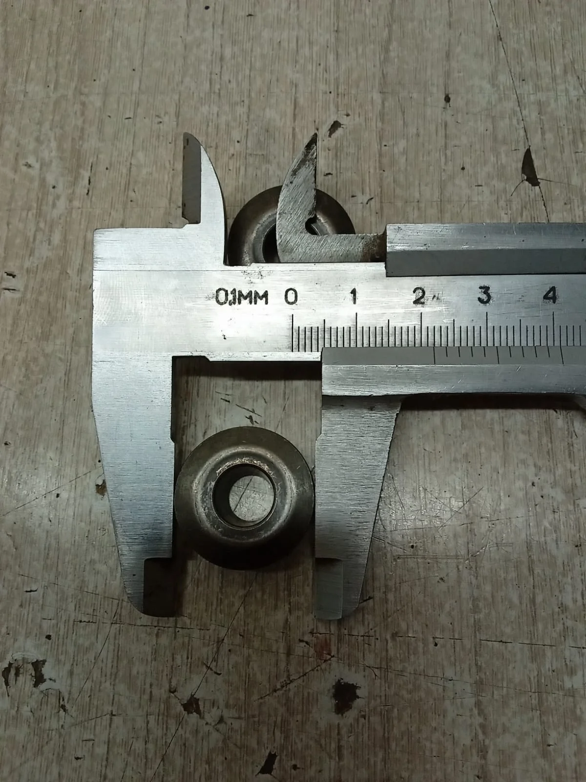 [Б/У] Тарелка пружины клапана [Код: 00330700 ]