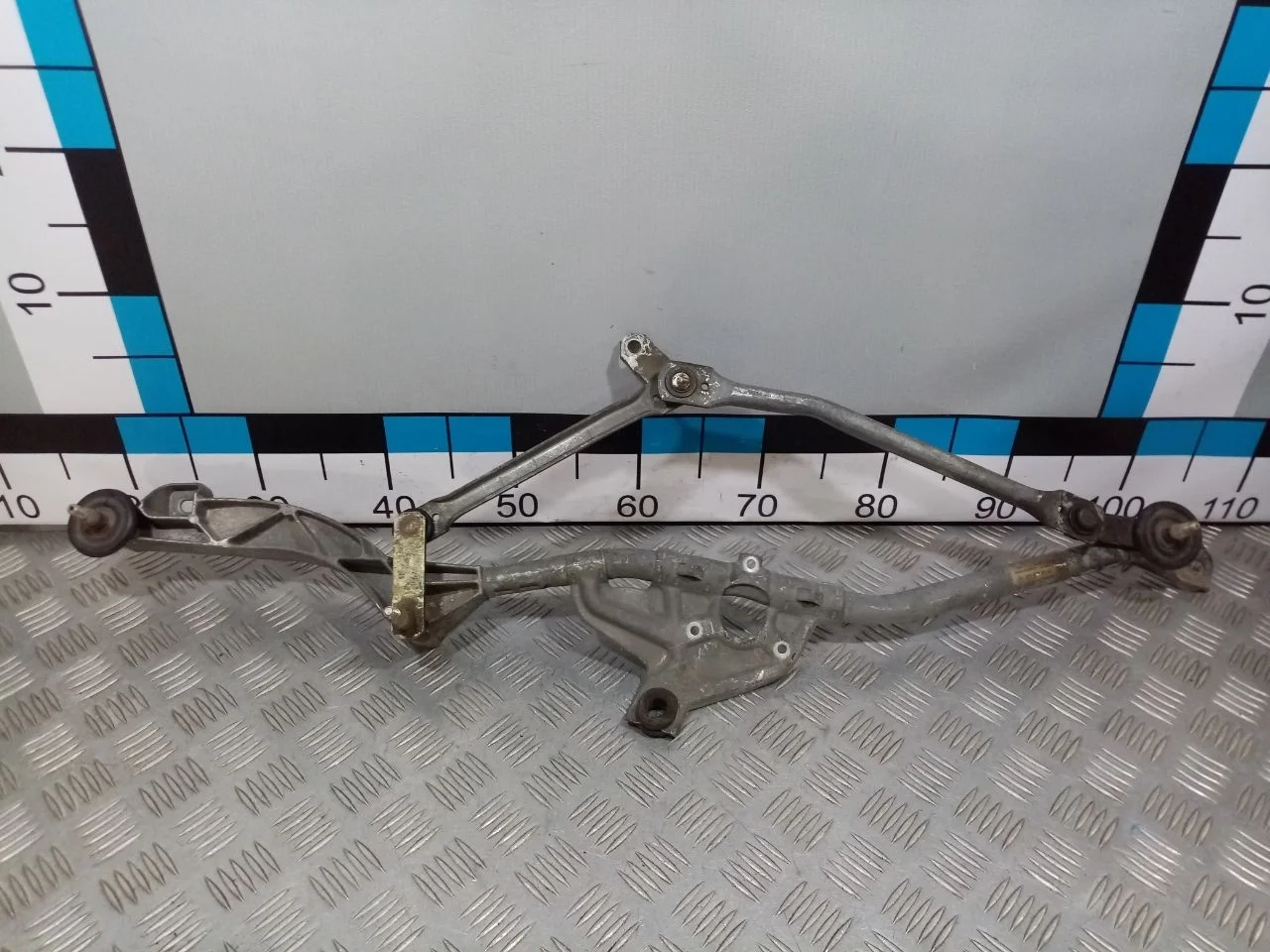 [Б/У] Трапеция стеклоочистителей Mercedes W211 [Код: 00416729 ]