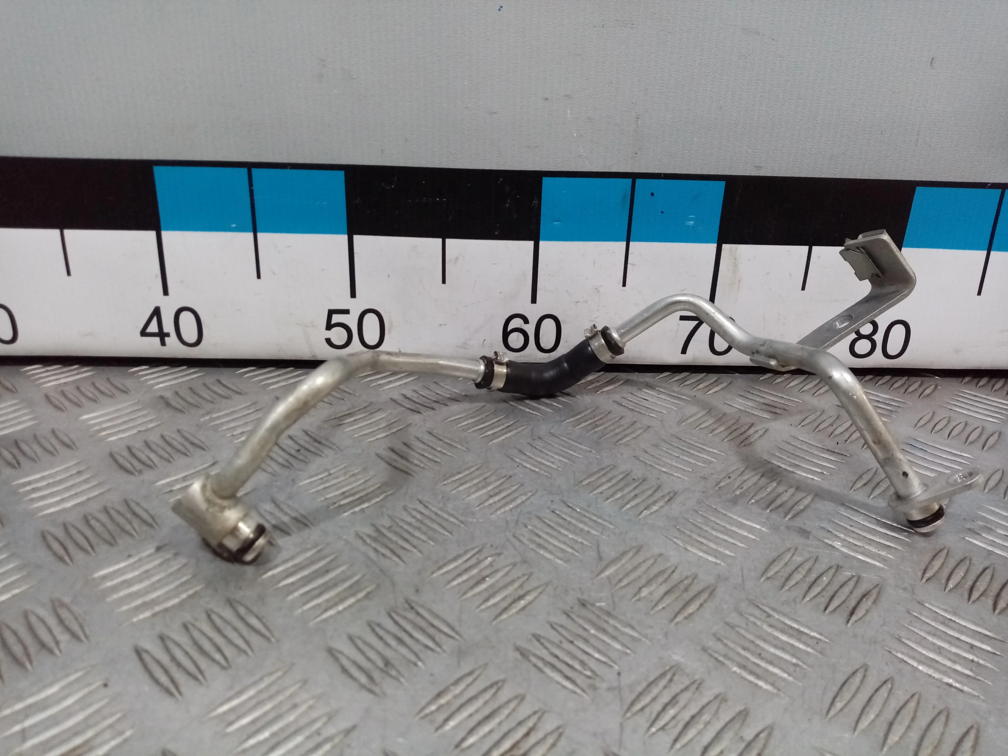 [Б/У] Трубка системы охлаждения турбины [Код: 00414332 ]