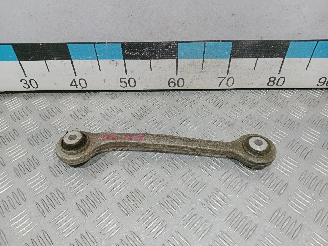 [Б/У] Тяга регулировки развала левая W222 [Код: 00606124 ]